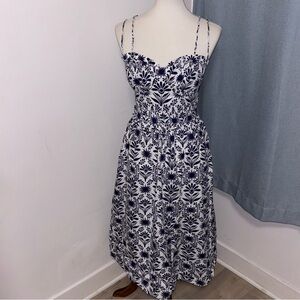 NWOT Anthropologie Navy and White Floral Woodcut Sweetheart Midi Sundress